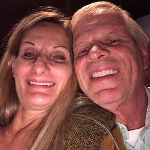 Meet your Posher, Raymond